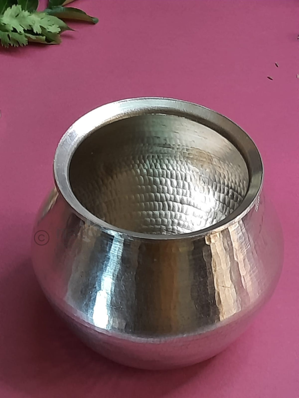 Eeya Chombu, Maampazham / Velli eeya chombu