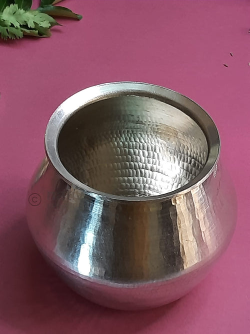 Eeya Chombu, Maampazham / Velli eeya chombu